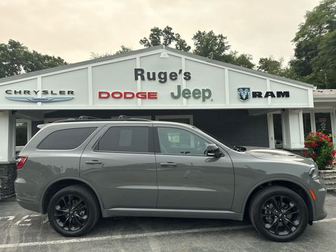 Used 2022 Dodge Durango GT AWD/4WD image 2