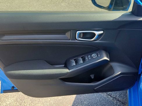 Certified 2024 Honda Civic Sport image 12