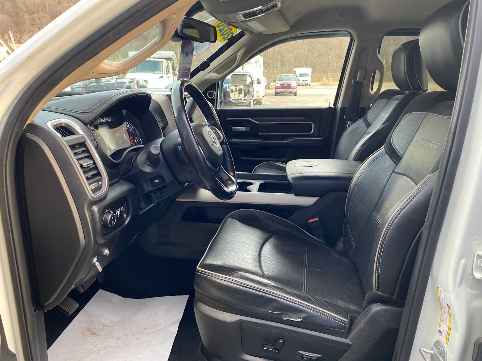 Used 2020 RAM 2500 Laramie AWD/4WD image 8