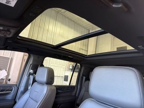 Used 2023 GMC Yukon XL Denali w/ Max Trailering Package AWD/4WD image 32