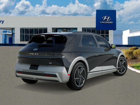 New 2026 Hyundai Ioniq 5 Limited AWD/4WD image 4