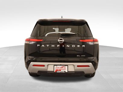 Used 2025 Nissan Pathfinder SL