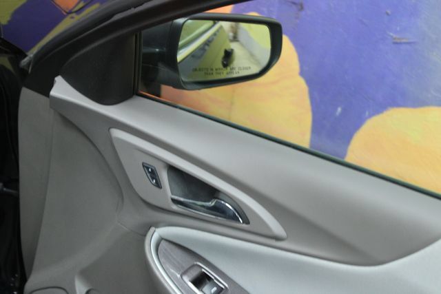 Used 2016 Chevrolet Malibu LS FWD image 11