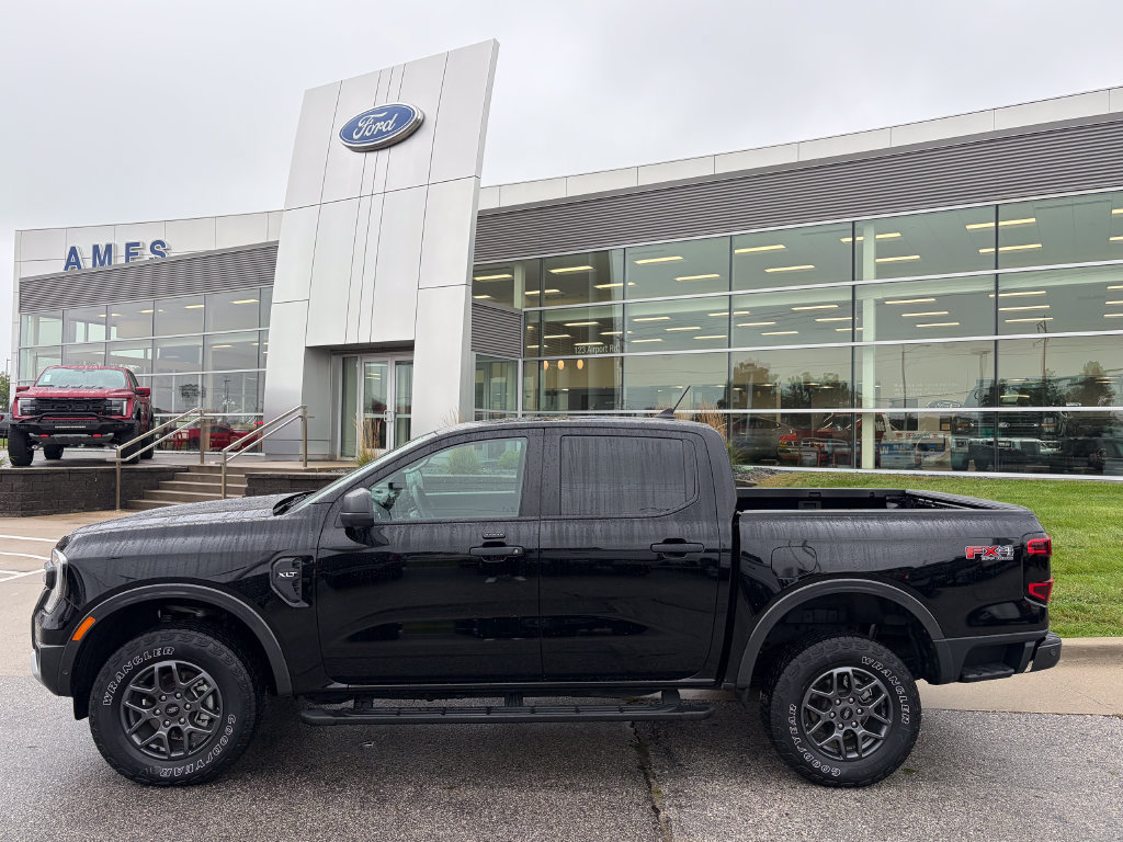 Certified 2024 Ford Ranger XLT w/ Technology Package AWD/4WD image 3
