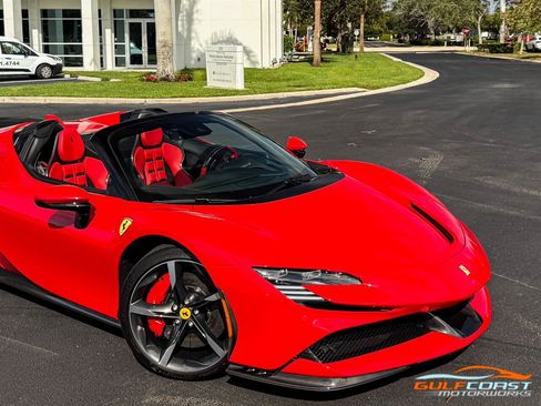 Used 2023 Ferrari SF90 Spider image 70