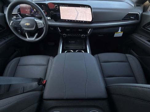 New 2026 Chevrolet Suburban LT w/ Comfort Package image 10