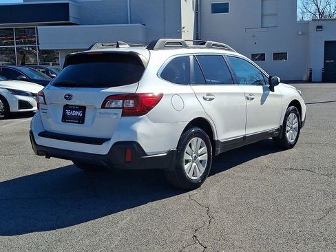 Used 2019 Subaru Outback 2.5i Premium AWD/4WD image 5