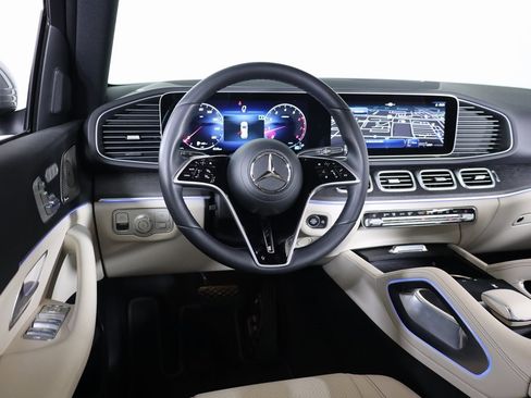 Used 2025 Mercedes-Benz GLE 350 4MATIC image 32