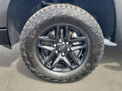 Used 2024 Chevrolet Silverado 1500 LT Trail Boss w/ Protection Package AWD/4WD image 31