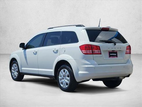Used 2020 Dodge Journey SE FWD image 6