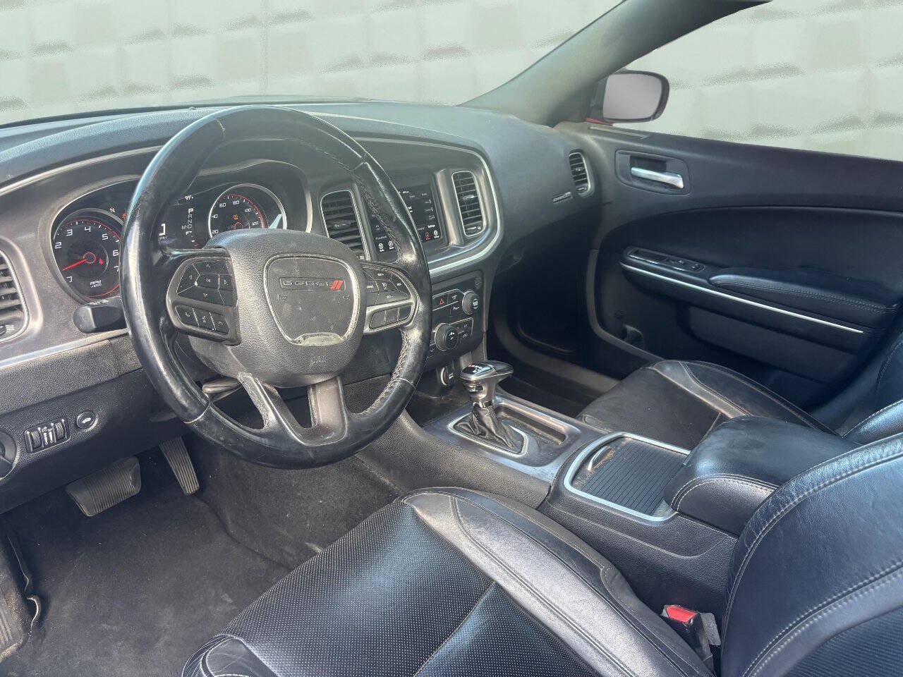 Used 2021 Dodge Charger SXT w/ Leather Interior Group RWD image 11