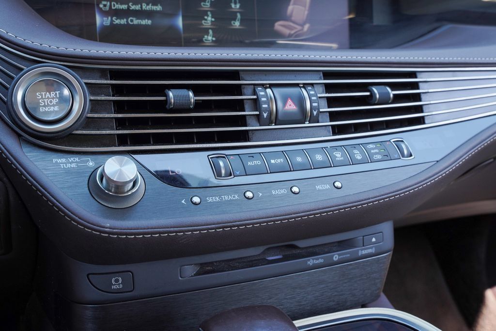 Used 2018 Lexus LS 500 AWD w/ Interior Upgrade Package image 15