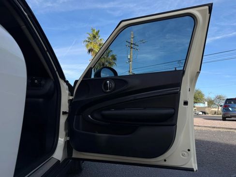 Used 2017 MINI Cooper Clubman S image 31