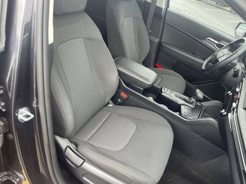 Used 2026 Kia Sportage LX FWD image 40