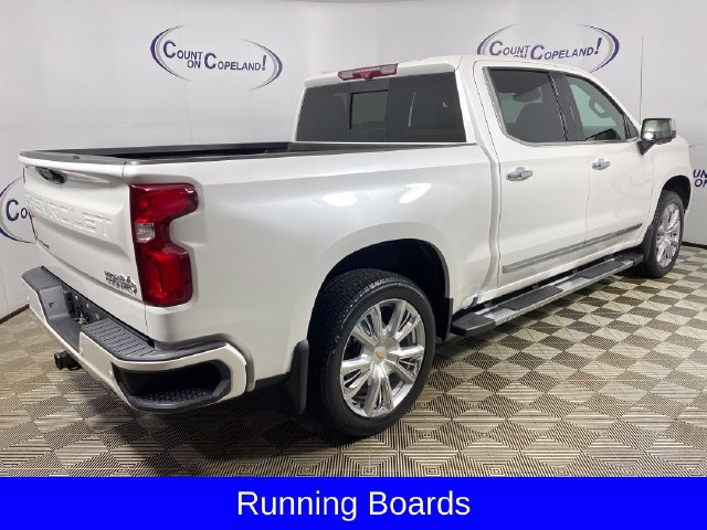 Certified 2022 Chevrolet Silverado 1500 High Country w/ High Country Premium Package AWD/4WD image 7