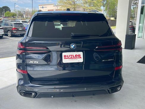 New 2026 BMW X5 xDrive50e image 6