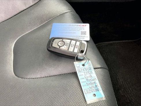 Used 2020 Ford Fusion Energi Titanium image 11