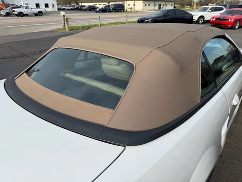 Used 2004 Ford Mustang Deluxe Convertible image 12