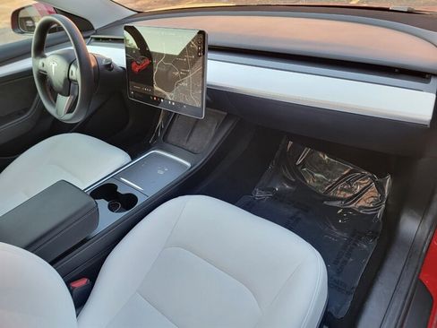 Used 2021 Tesla Model 3 Performance image 23