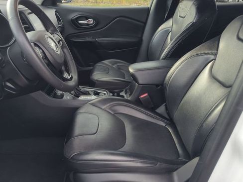 Used 2023 Jeep Cherokee Altitude Lux image 11