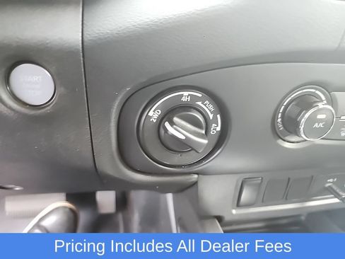 Used 2022 Nissan Frontier S AWD/4WD image 6