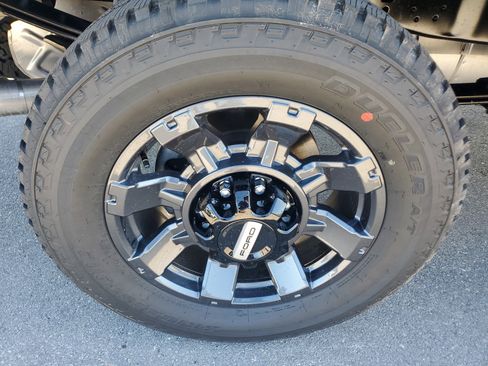 New 2026 Ford F250 XL w/ STX Appearance Package AWD/4WD image 7