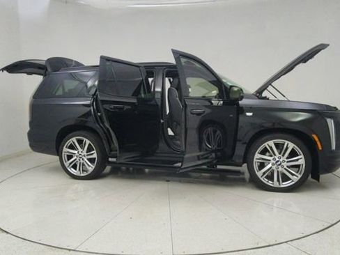 Used 2025 Cadillac Escalade Sport w/ Touring Package image 81