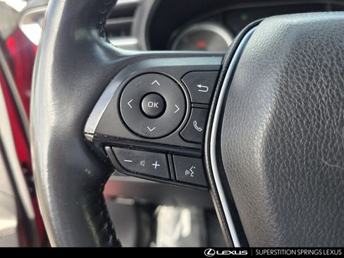 Used 2021 Toyota Venza XLE image 25