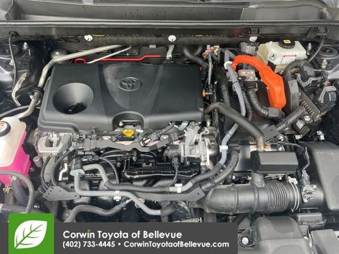 Used 2021 Toyota RAV4 XLE Premium AWD/4WD image 28