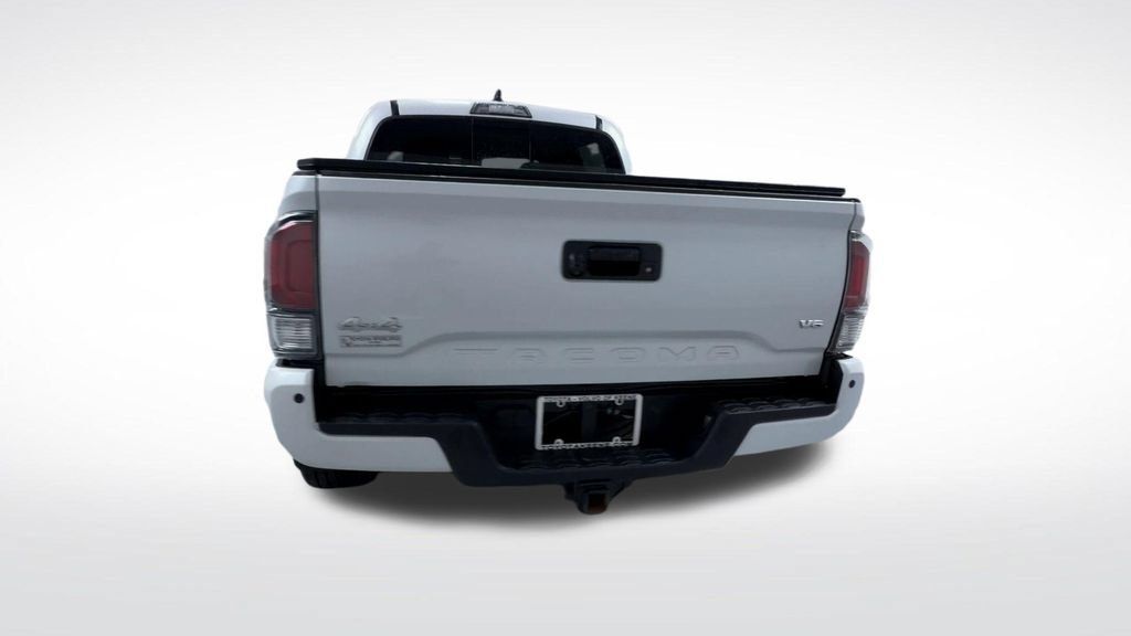 Certified 2021 Toyota Tacoma Limited AWD/4WD image 25