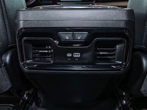 Used 2025 GMC Sierra 1500 AT4 w/ AT4 Premium Package image 26