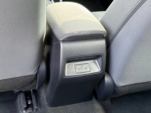 Used 2024 Toyota Corolla LE FWD image 13