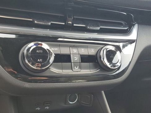 New 2026 Buick Envista Sport Touring image 22