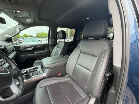 Used 2023 GMC Sierra 1500 SLT w/ SLT Premium Package AWD/4WD image 10