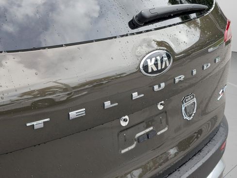 Used 2021 Kia Telluride S FWD image 33