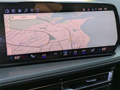 New 2026 Chevrolet Traverse LT w/ Driver Confidence Package image 18