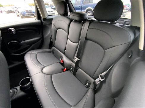 Used 2021 MINI Cooper 4-Door Hardtop image 20