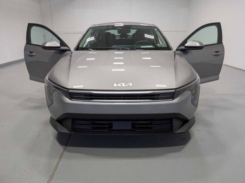 Certified 2025 Kia K4 FWD image 15