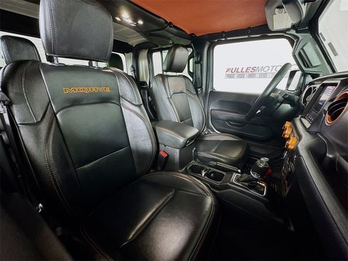 Used 2023 Jeep Gladiator Mojave w/ Cold Weather Group image 29