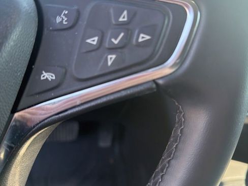 Used 2024 Chevrolet Equinox LT w/ LPO, Floor Liner Package image 17