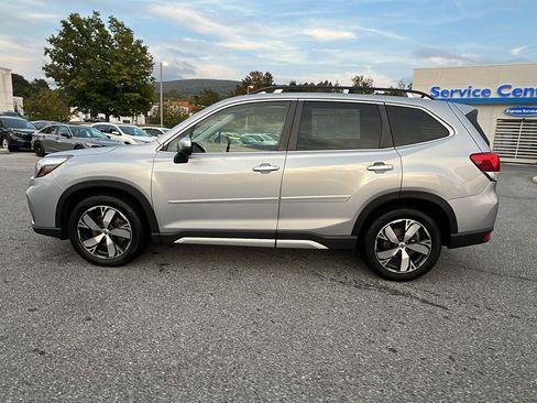 Used 2021 Subaru Forester Touring image 7