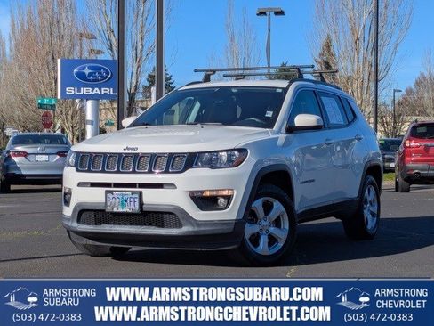 Used 2017 Jeep Compass Latitude w/ Popular Equipment Group image 1