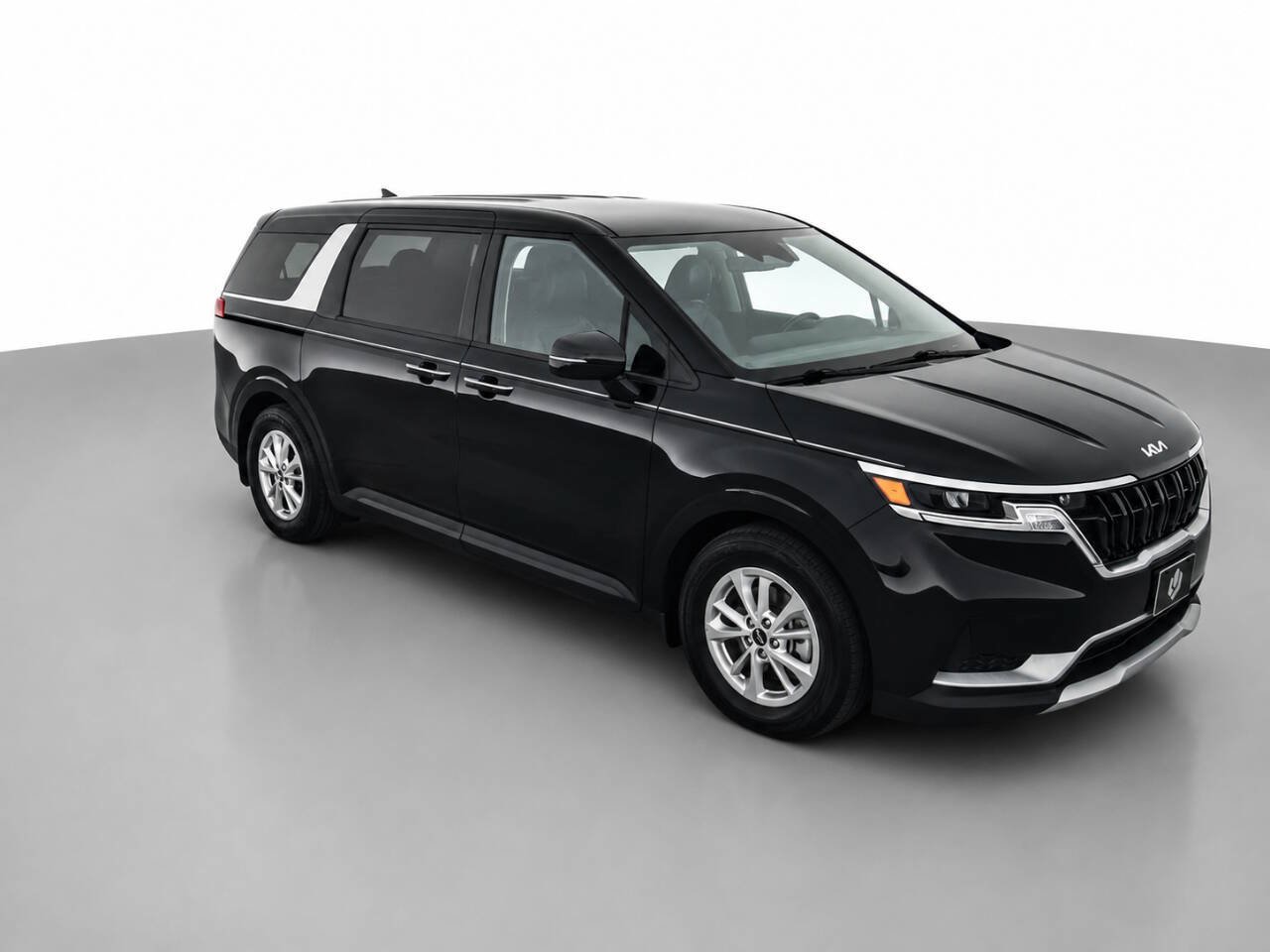 Used 2023 Kia Carnival LX FWD image 3