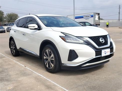 Used 2020 Nissan Murano S w/ Technology Package image 2