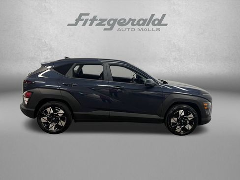 Used 2025 Hyundai Kona SEL FWD image 7