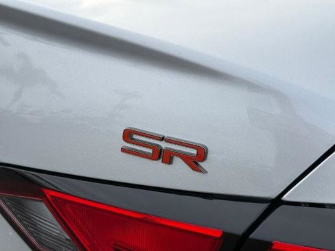 New 2025 Nissan Altima 2.5 SR image 8