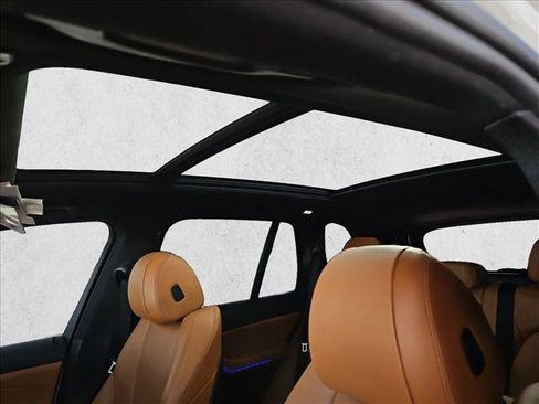 Used 2022 BMW X5 sDrive40i w/ Premium Package image 16