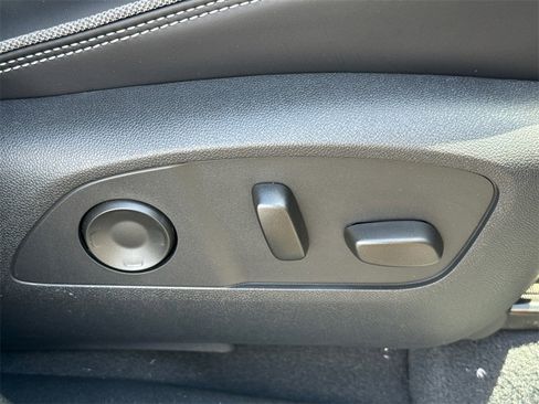 New 2025 GMC Sierra EV Denali image 41