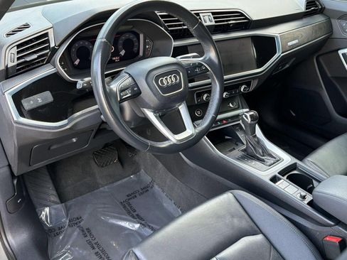Used 2022 Audi Q3 2.0T Premium Plus w/ Premium Plus Package AWD/4WD image 4