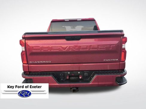 Used 2021 Chevrolet Silverado 1500 Custom AWD/4WD image 9